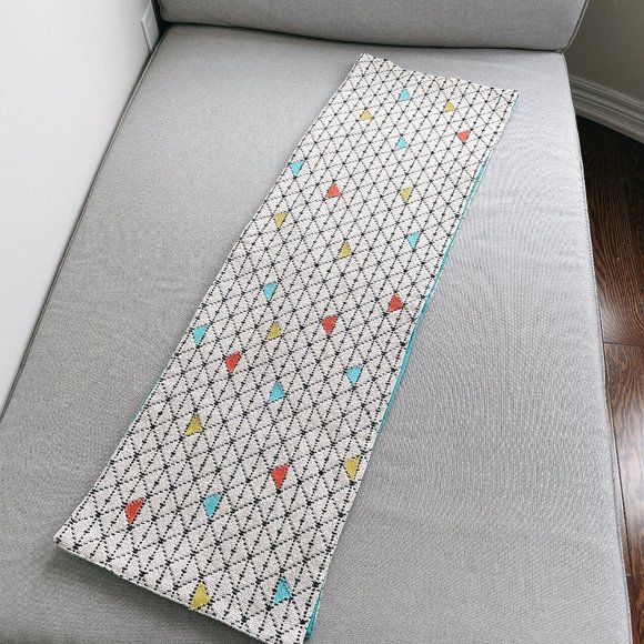 CRATE AND BARREL dining table runner - Picture 2 of 6